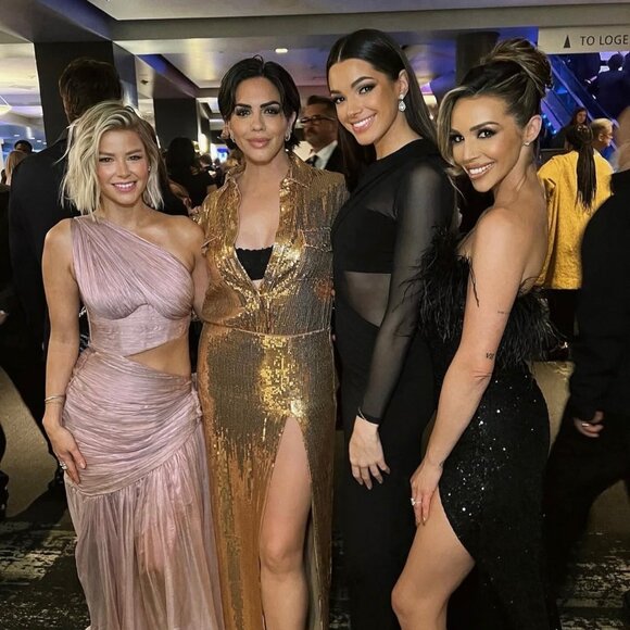 Meet your Posher, Ally - Picture 4 of 4